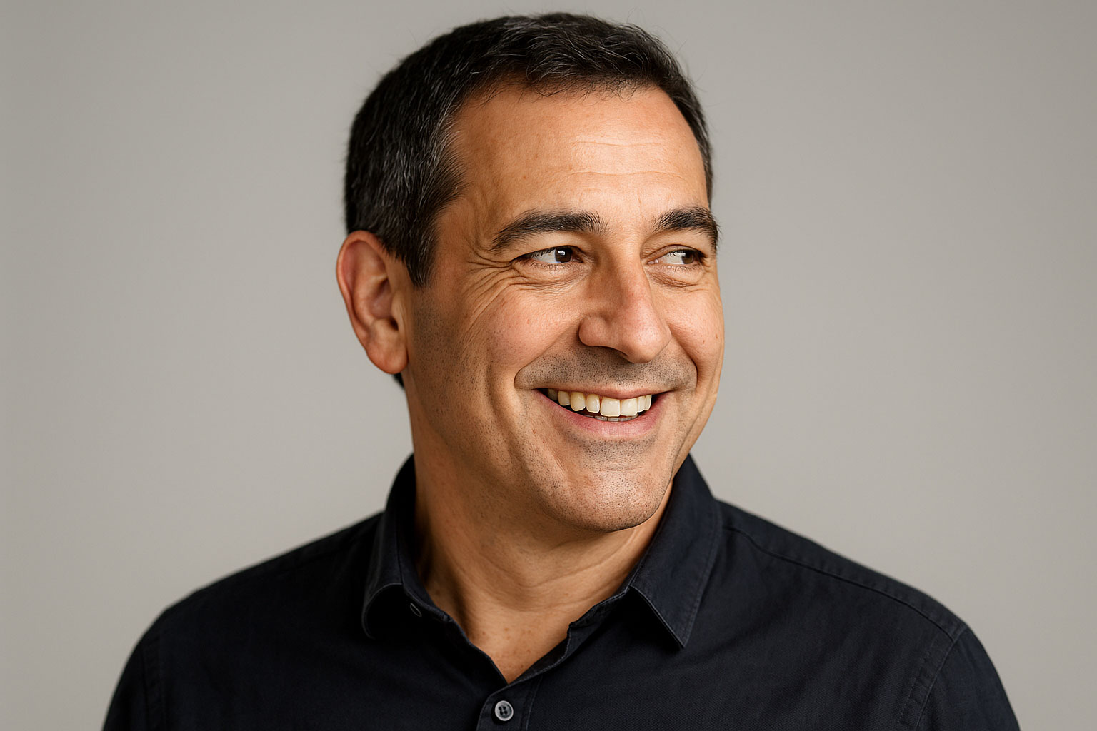 Paciente tras implantes con poco hueso