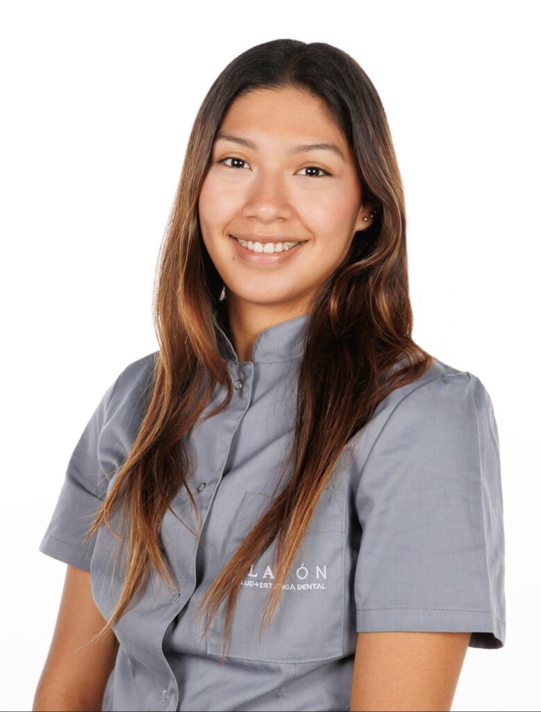 Marlen Otero, higienista en Platón dental