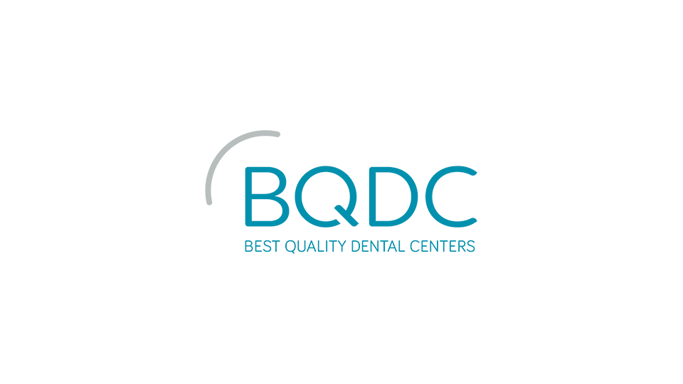 Logo clinicas BQDC